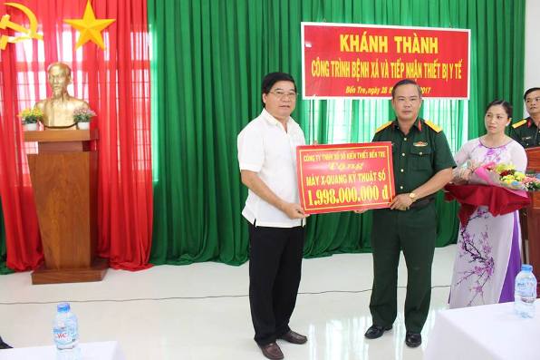 Công ty TNHH MTV Xổ số kiến thiết Bến Tre hỗ trợ gần 2 tỷ đồng mua thiết bị y tế