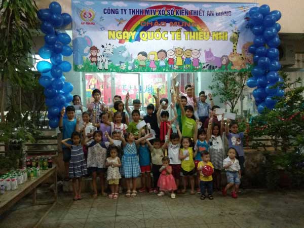 Description: http://www.xsktangiang.com.vn/xoso/uploadhinh/images/quoctethieunhi2018_09.jpg