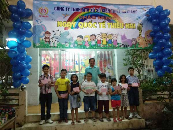 Description: http://www.xsktangiang.com.vn/xoso/uploadhinh/images/quoctethieunhi2018_01.jpg