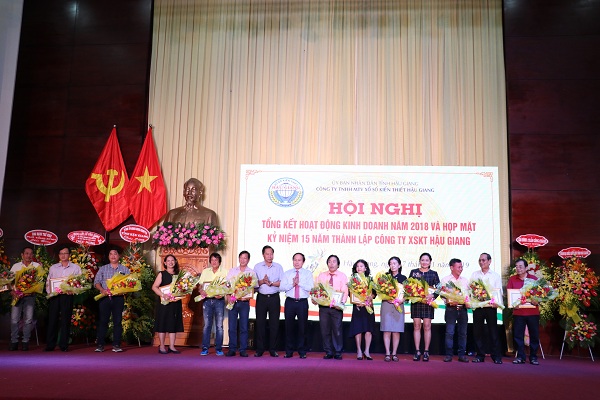 Công ty TNHH MTV Xổ số Kiến thiết Hậu Giang: Kỷ niệm 15 năm thành lập và tổng kết hoạt động năm 2018