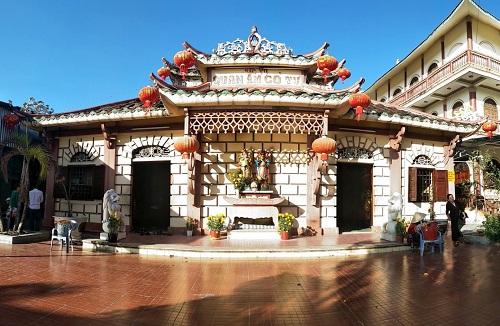 Về miền Đất Mũi đừng quên ghé chùa Phật Tổ Cà Mau