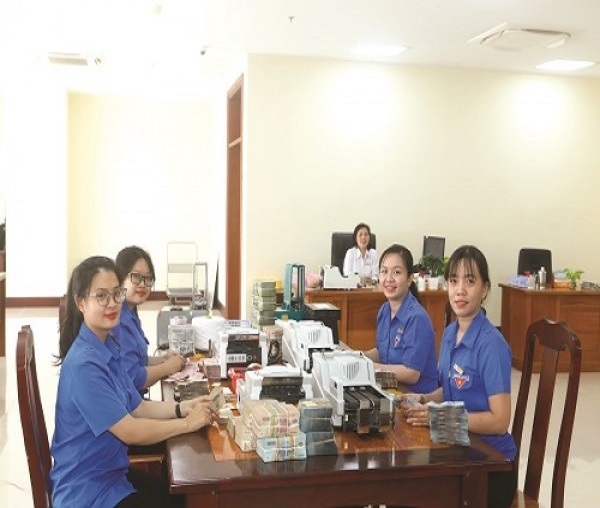 PHÒNG NGÂN QUỸ CÔNG TY TNHH MTV XSKT LONG AN:   AN TOÀN, CHÍNH XÁC LUÔN LÀ TIÊU CHÍ HÀNG ĐẦU