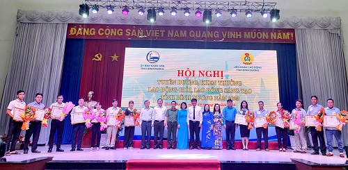 05 CÔNG ĐOÀN VIÊN CÔNG TY TNHH MTV XỔ SỐ KIẾN THIẾT BÌNH DƯƠNG ĐƯỢC TUYÊN DƯƠNG LAO ĐỘNG GIỎI, LAO ĐỘNG SÁNG TẠO TỈNH BÌNH DƯƠNG NĂM 2023